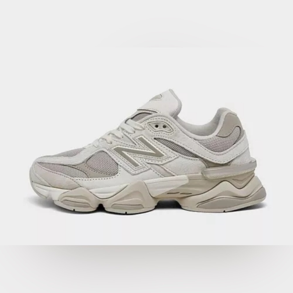 New Balance 9060 'Grey/Moonbeam' | Women's Size 9 -Men’s size 7.5 | U9060MM